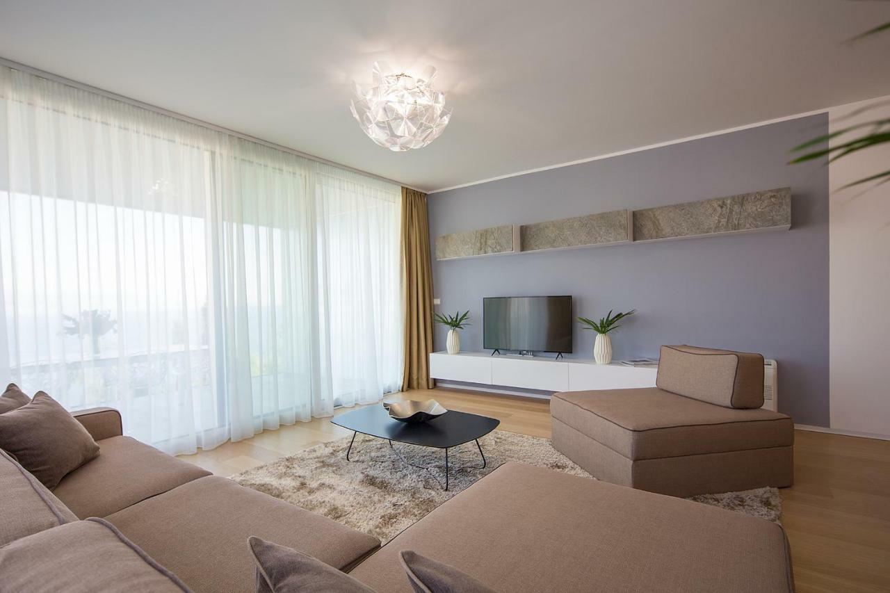 Deluxe Apartments Опатия Экстерьер фото
