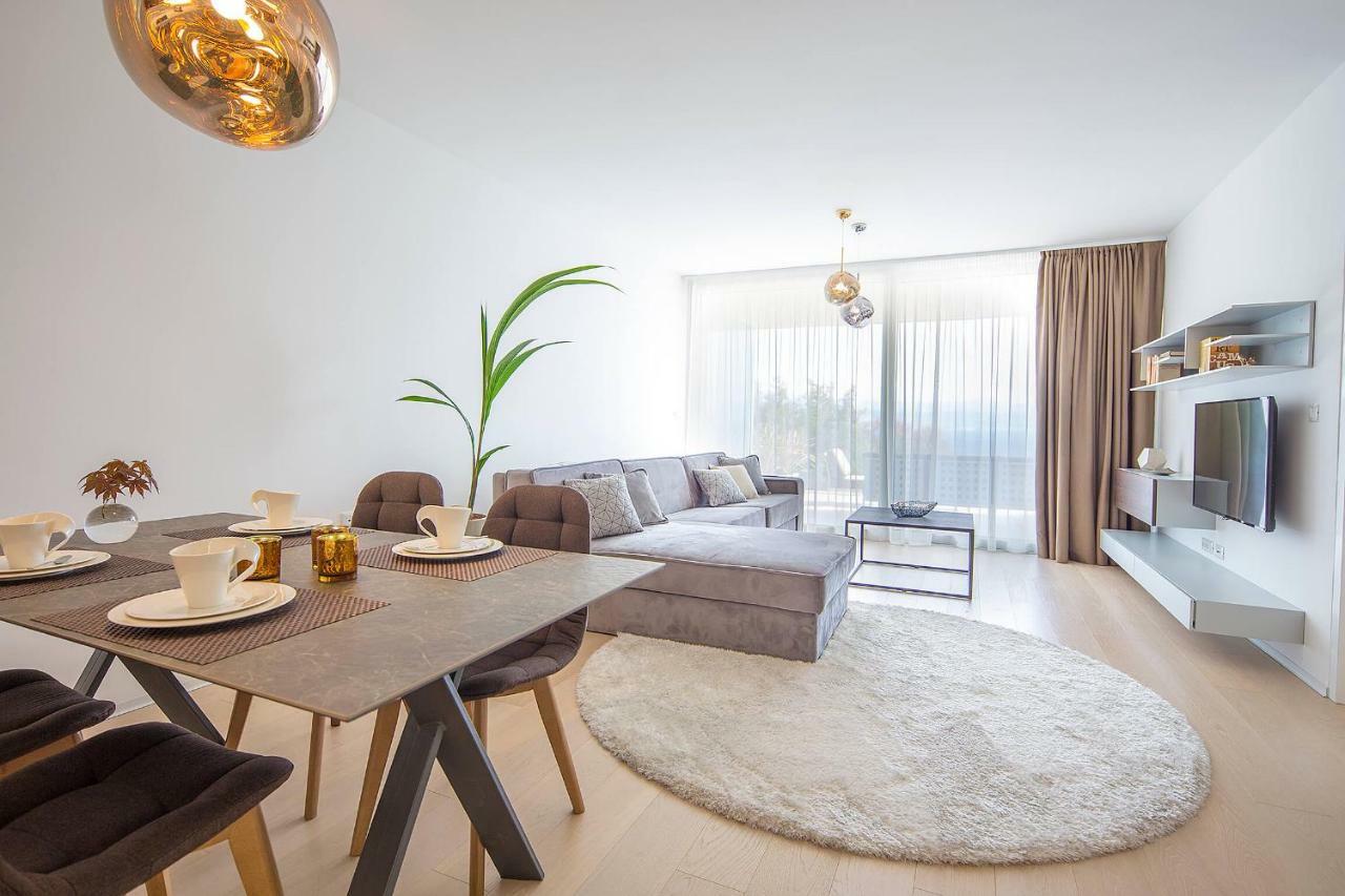 Deluxe Apartments Опатия Экстерьер фото