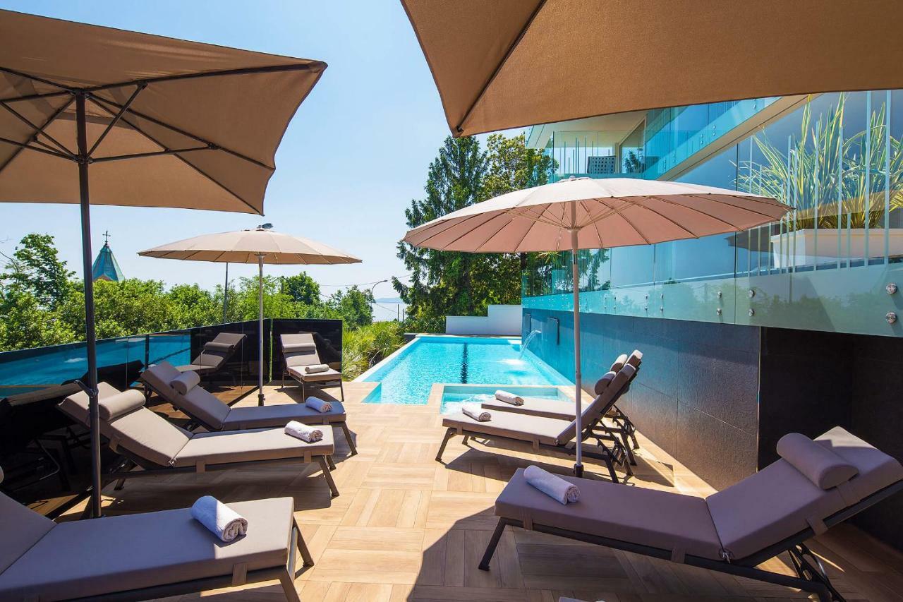 Deluxe Apartments Опатия Экстерьер фото