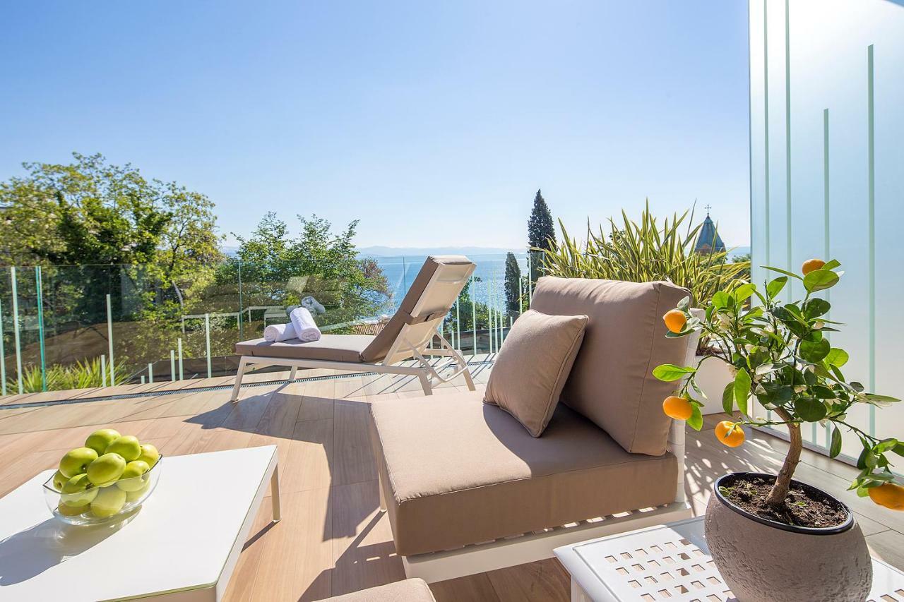 Deluxe Apartments Опатия Экстерьер фото