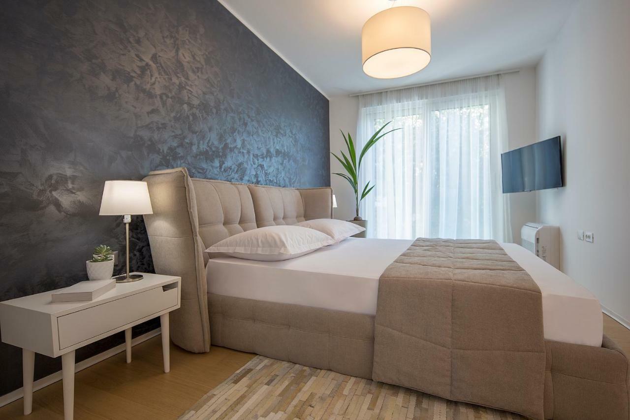 Deluxe Apartments Опатия Экстерьер фото