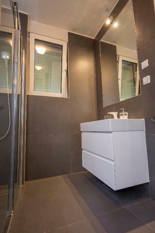 Deluxe Apartments Опатия Экстерьер фото