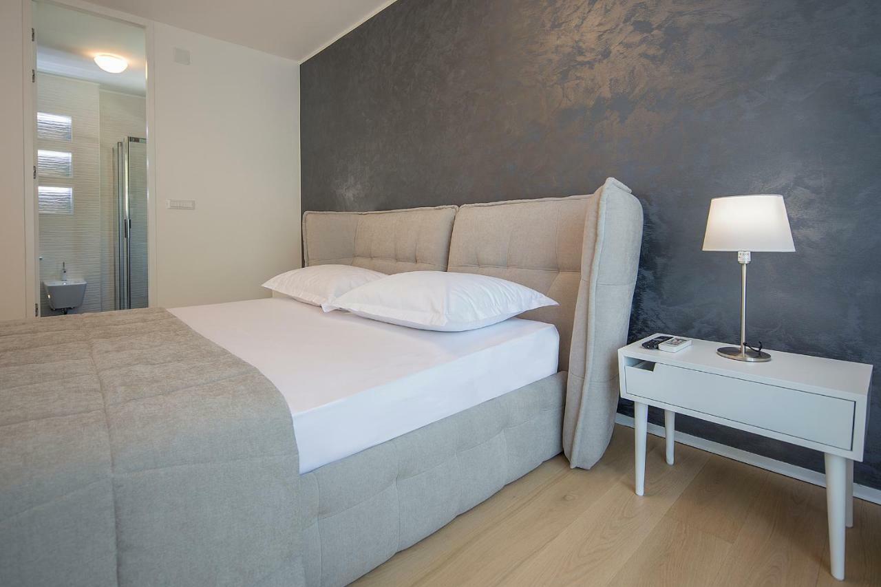 Deluxe Apartments Опатия Экстерьер фото